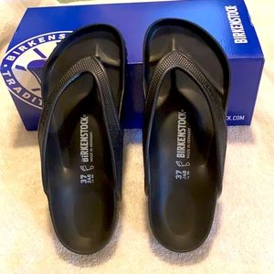 Birkenstock Sandals Honolulu Blk Thong